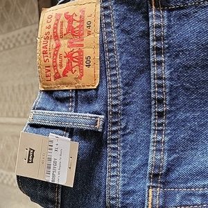 NWT mens levis size 40 shorts